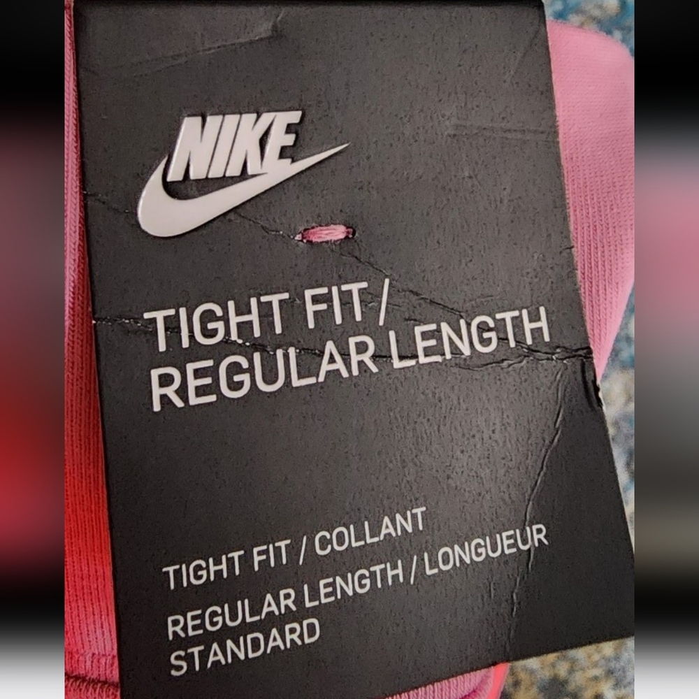 New NikeWomen's Sportswear Essential Futura Leggings XXL - Picture 8 of 9